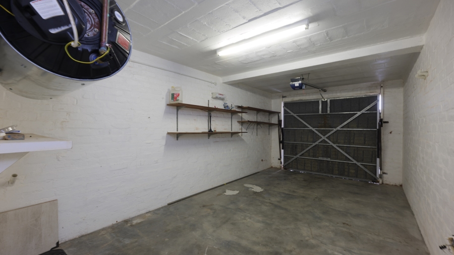 3 Bedroom Property for Sale in Struisbaai Western Cape